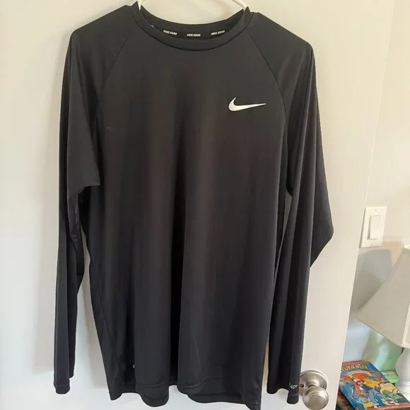 Men's Nike Dri-FIT UPF 40+ Long Sleeve Shirt - NWOT - Picture 2 of 5